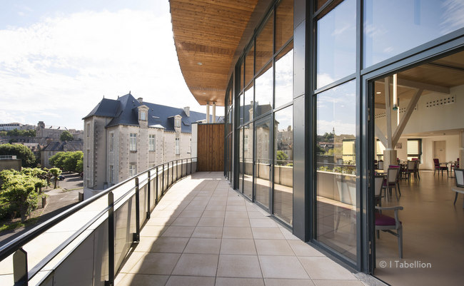 1-1132-EHPAD-Poitiers-┬®Isabel-Tabellion-06-2016-jpeg20160623_1083