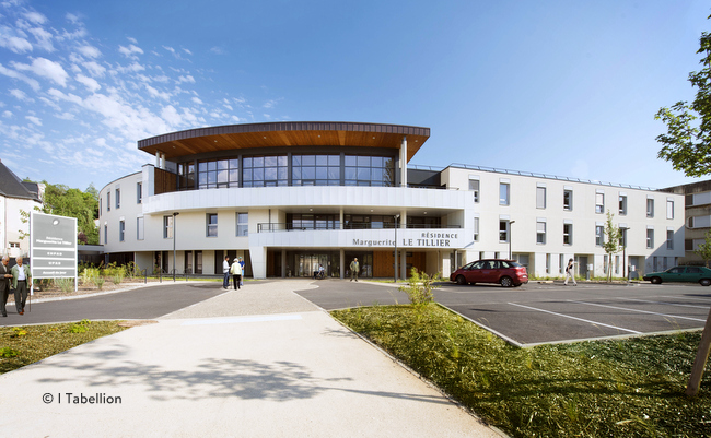 1-1132-EHPAD-Poitiers-┬®Isabel-Tabellion-06-2016-jpeg20160623_1134-R